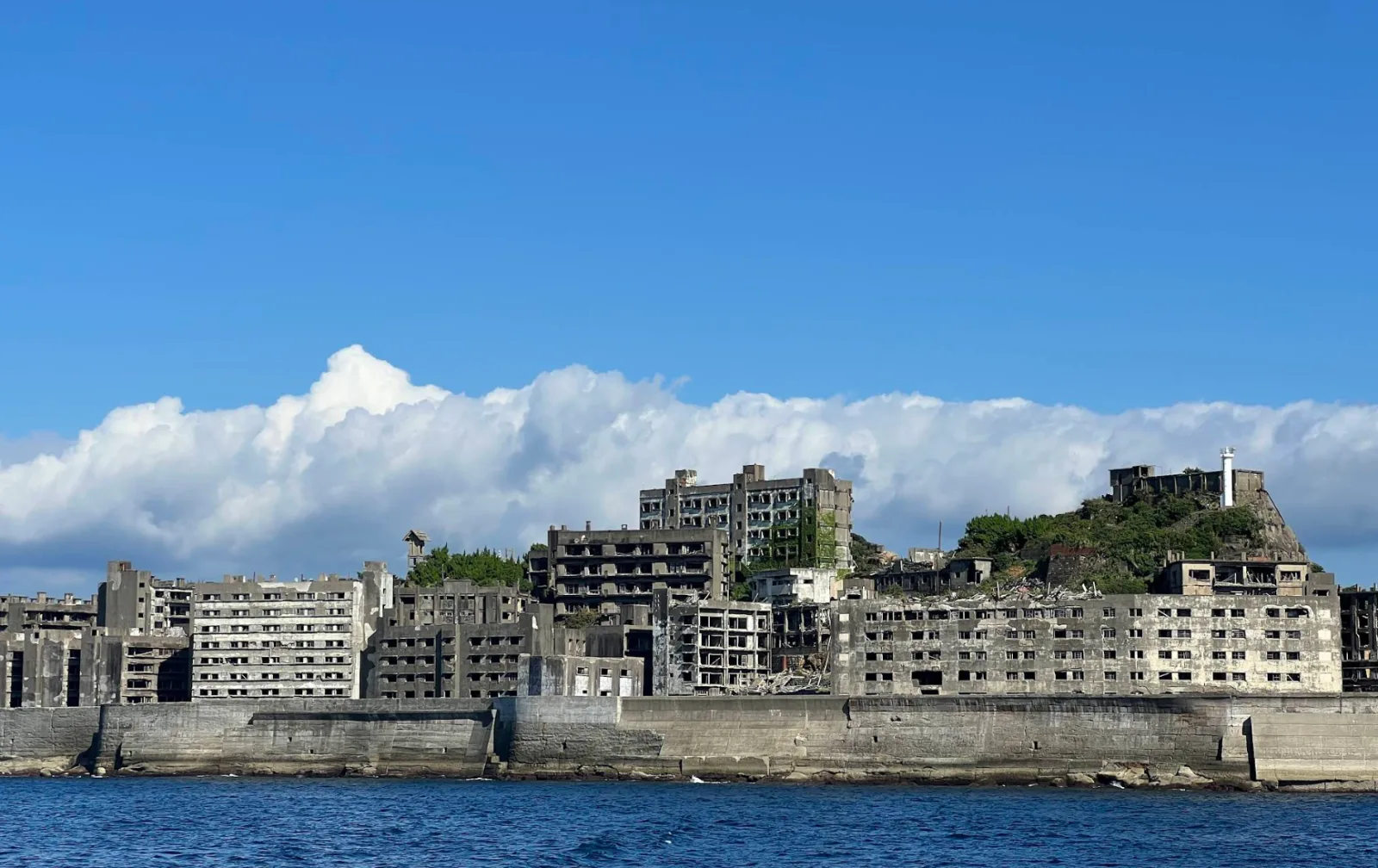 Hashima Island photo 2